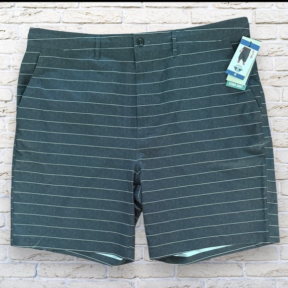 NWT Dockers Hybrid Shorts ( board shorts or shorts) Size 40 - Picture 1 of 7
